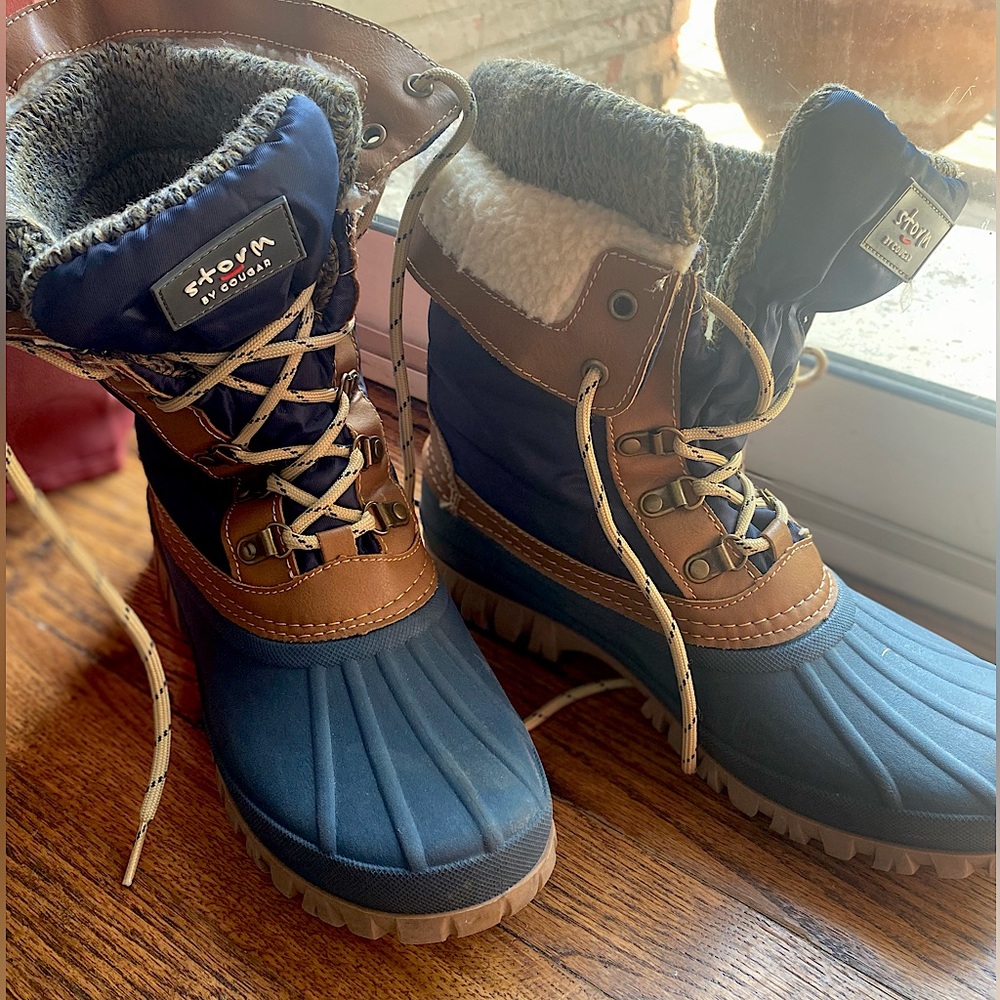 Navy Blue Snow Boots